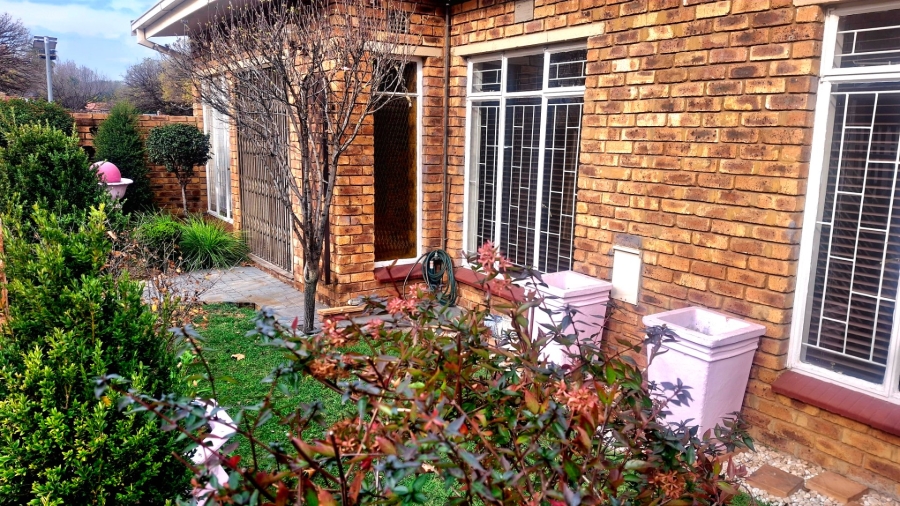 2 Bedroom Property for Sale in Sasolburg Ext 11 Free State